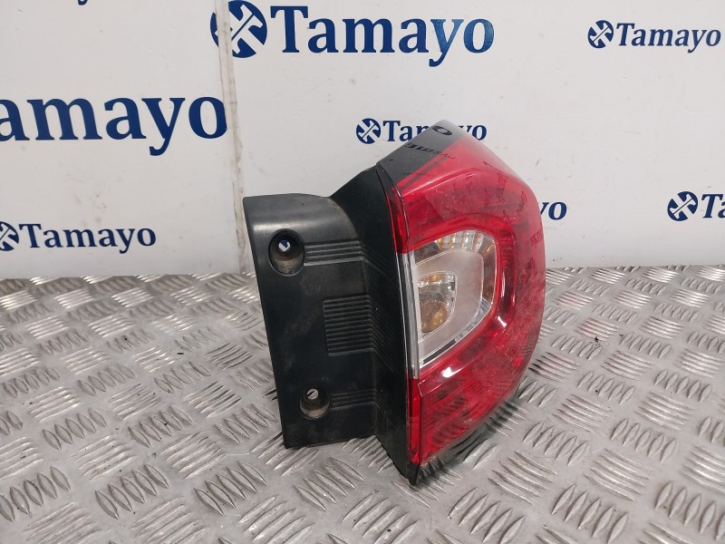 Recambio de piloto trasero derecho para renault captur referencia OEM IAM 265502731R  