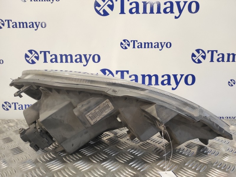 Recambio de faro izquierdo para nissan primastar (x..) 2.0 dci diesel referencia OEM IAM 8200701354 89313970 93859829