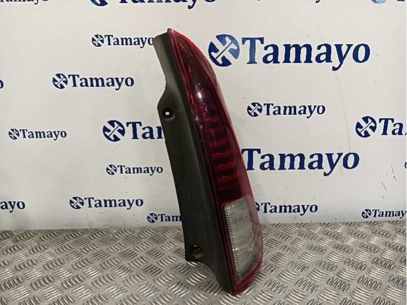 Recambio de piloto trasero derecho para renault espace iv (jk0) referencia OEM IAM 8200394724  