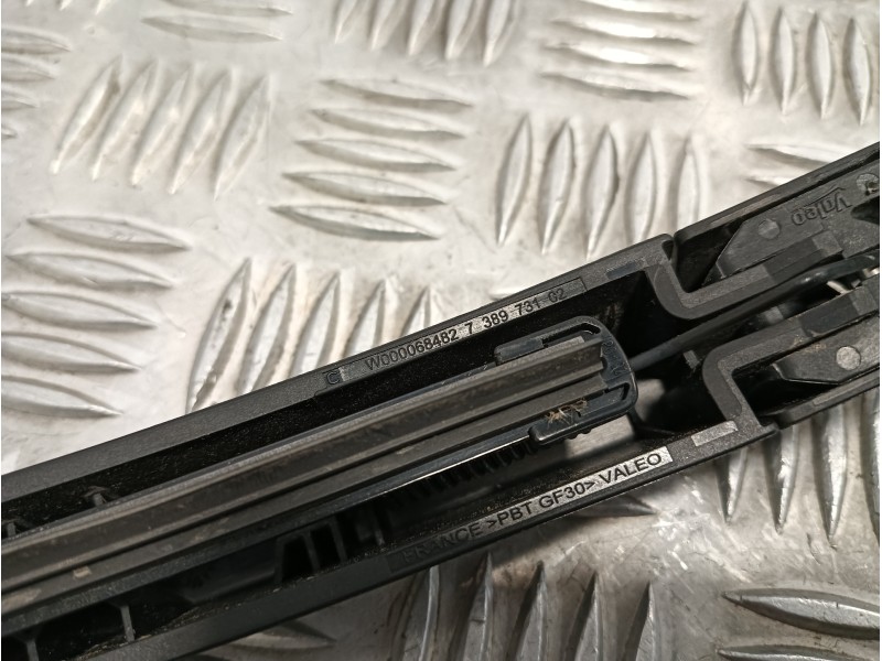 Recambio de brazo limpia trasero para mini countryman (f60) referencia OEM IAM 738973102  W000068482