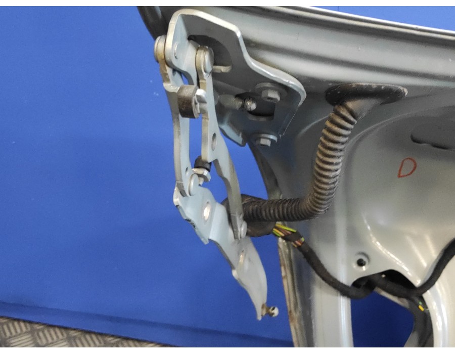 Recambio de porton trasero para bmw serie 3 berlina (e90) 2.0 16v diesel referencia OEM IAM   