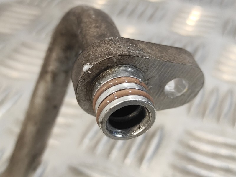 Recambio de tubos aire acondicionado para peugeot 308 1.6 blue-hdi fap referencia OEM IAM 9675635380  