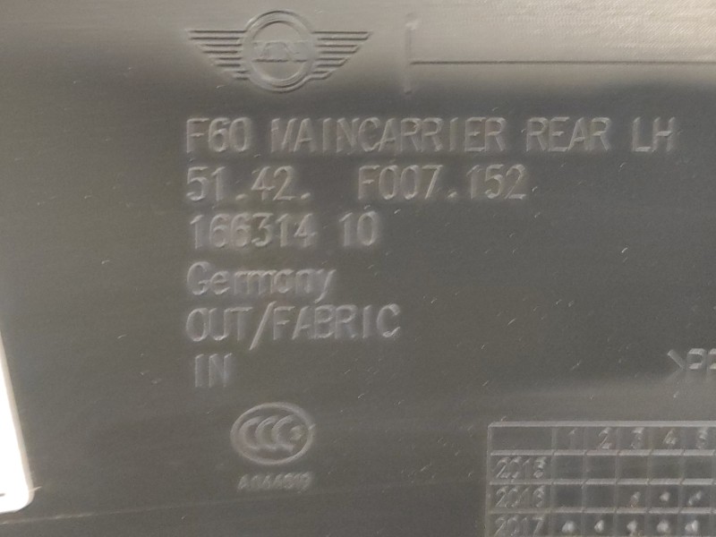 Recambio de guarnecido puerta trasera izquierda para mini countryman (f60) referencia OEM IAM 5142F007152  16631410