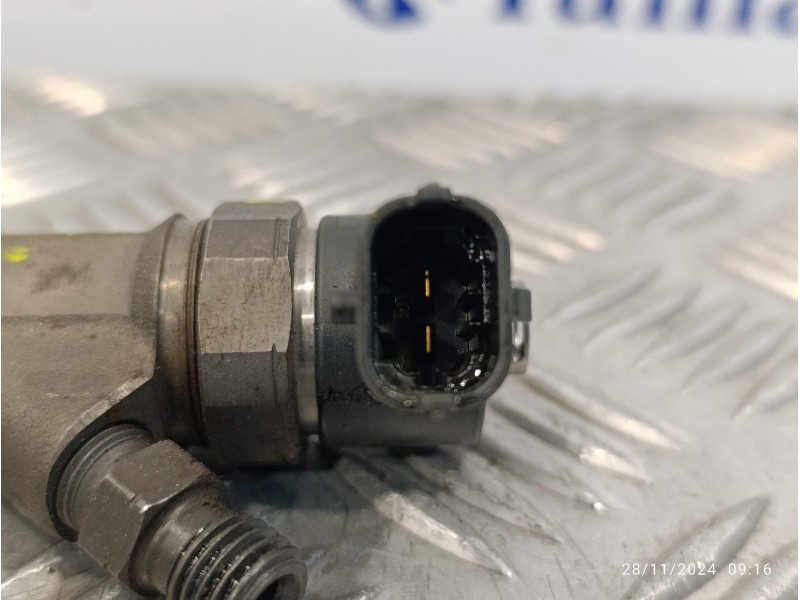 Recambio de inyector para renault laguna ii grandtour (kg0) 2.2 dci turbodiesel referencia OEM IAM 0445110084  820084534