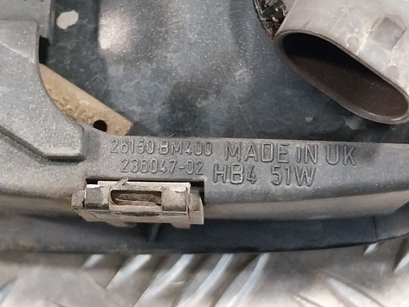 Recambio de faro antiniebla derecho para nissan almera (n16/e) referencia OEM IAM 26150BM400 23723302R 23604702