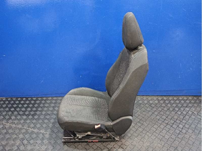 Recambio de asiento delantero derecho para peugeot 308 sw referencia OEM IAM   