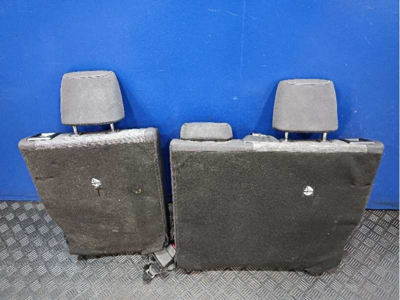 Recambio de asientos traseros para toyota yaris (xpa1f/mxph11/chxnbw) hybrid 1.5cc referencia OEM IAM   