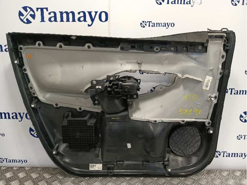 Recambio de guarnecido puerta delantera derecha para toyota yaris (xpa1f/mxph11/chxnbw) hybrid 1.5cc referencia OEM IAM 676100DU