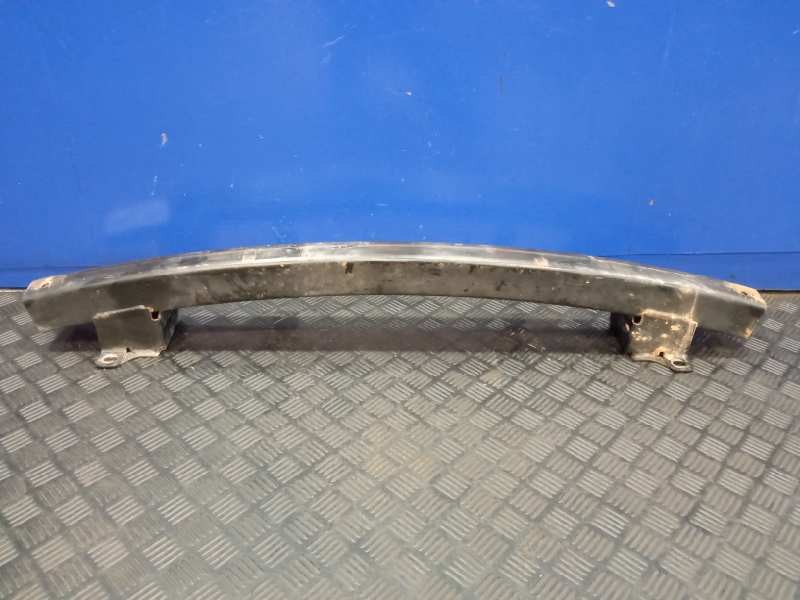 Recambio de refuerzo paragolpes delantero para nissan pathfinder (r51) referencia OEM IAM 501005X21A  