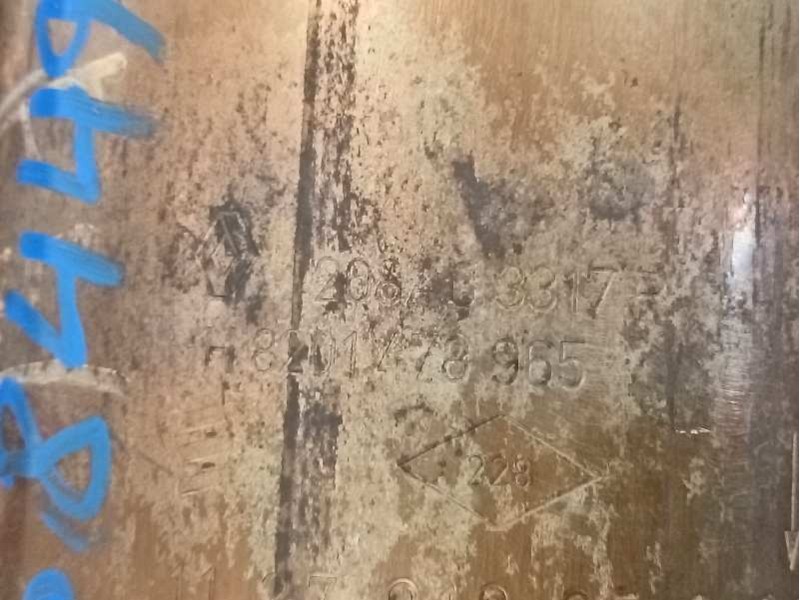 Recambio de catalizador para nissan nv 200 (m20) referencia OEM IAM 8201478965  