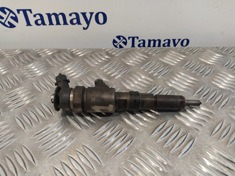Recambio de inyector para peugeot 206 berlina 1.4 hdi referencia OEM IAM 0445110135  786280