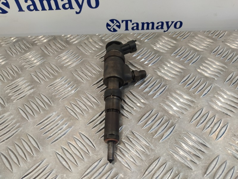 Recambio de inyector para peugeot 206 berlina 1.4 hdi referencia OEM IAM 0445110135  786280