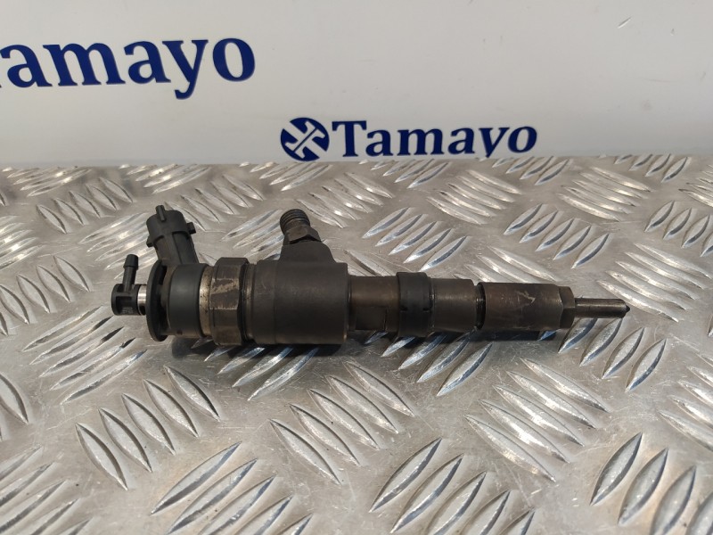 Recambio de inyector para peugeot 206 berlina 1.4 hdi referencia OEM IAM 0445110135  786280