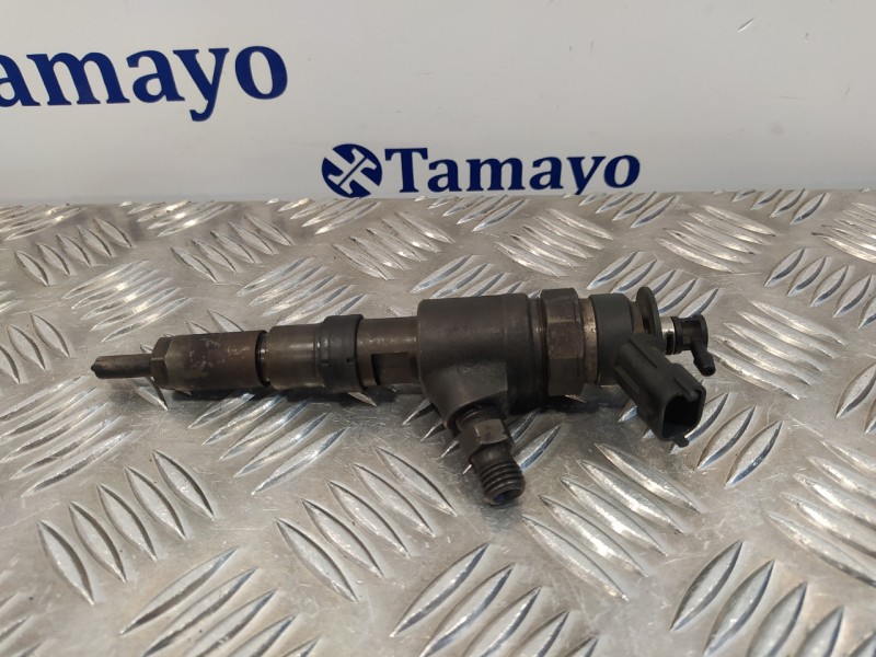 Recambio de inyector para peugeot 206 berlina 1.4 hdi referencia OEM IAM 0445110135  786280