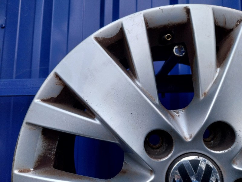 Recambio de llanta para volkswagen t5 transporter (7e) 2.0 tdi referencia OEM IAM 7E0601025F  