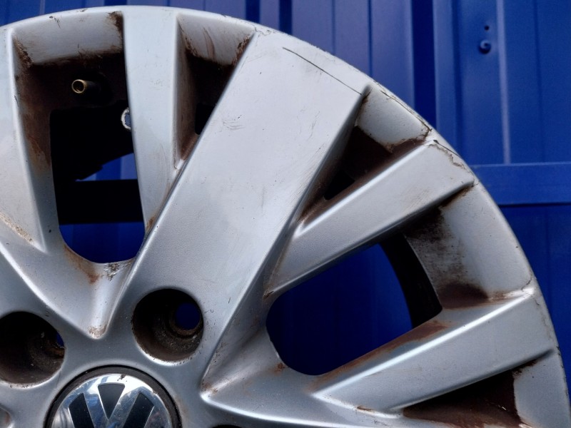 Recambio de llanta para volkswagen t5 transporter (7e) 2.0 tdi referencia OEM IAM 7E0601025F  