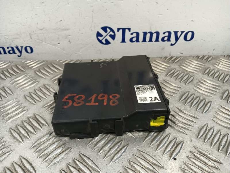 Recambio de modulo electronico para toyota yaris (xpa1f/mxph11/chxnbw) hybrid 1.5cc referencia OEM IAM 89981K0012  MB2860000450