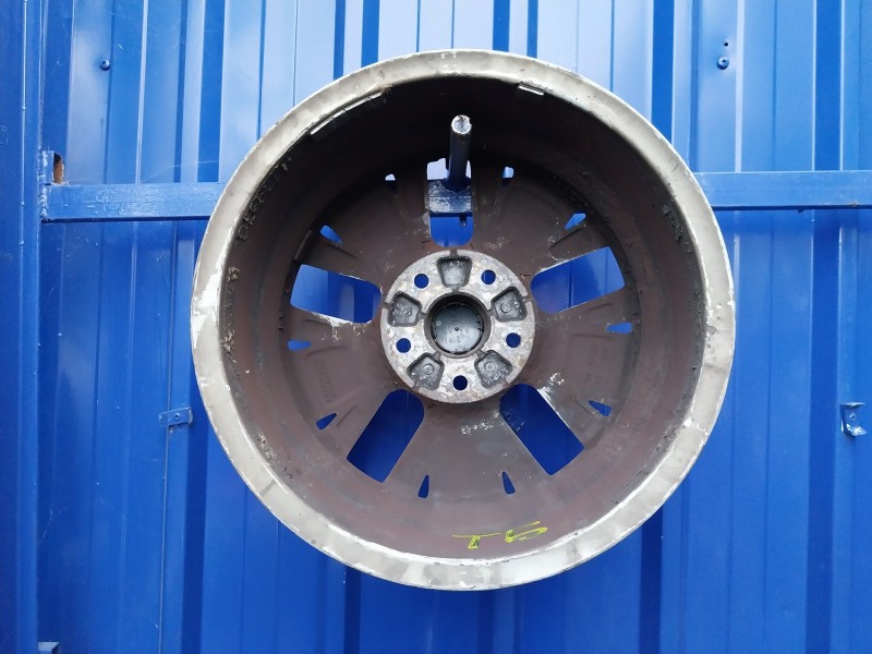 Recambio de llanta para volkswagen t5 transporter (7e) 2.0 tdi referencia OEM IAM 7E0601025F  