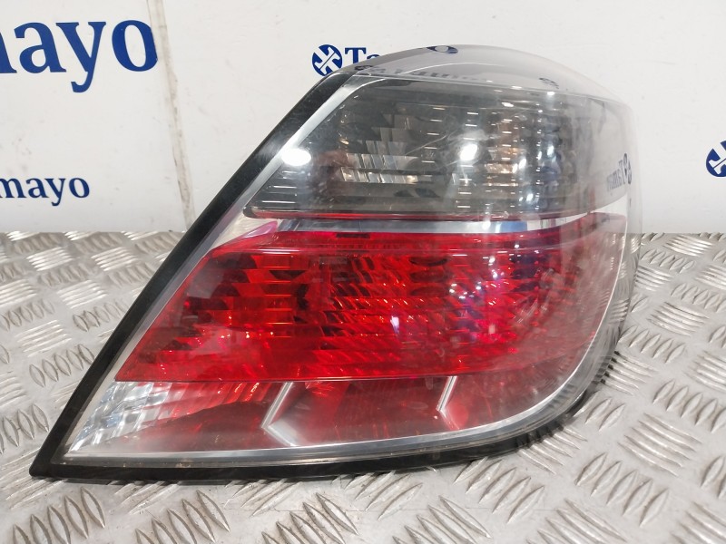Recambio de piloto trasero derecho para opel astra gtc referencia OEM IAM 24451834 342691834 161392