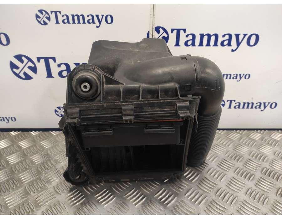 Recambio de carcasa filtro aire para mercedes-benz clase a (w169) 1.7 cat referencia OEM IAM A2660900001  A2660940004