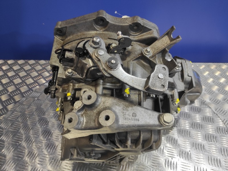 Recambio de caja cambios para opel astra j lim. 1.7 16v cdti referencia OEM IAM A17DTS  