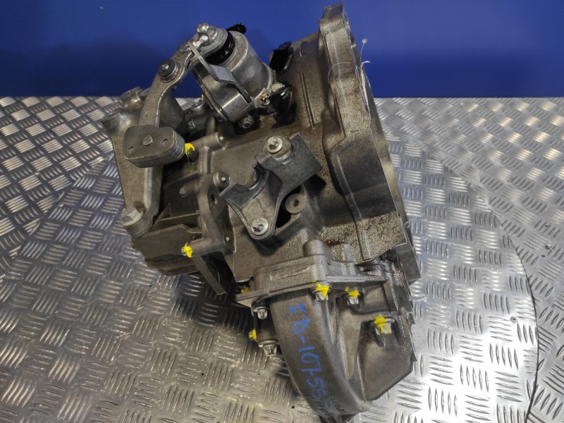 Recambio de caja cambios para opel astra j lim. 1.7 16v cdti referencia OEM IAM A17DTS  