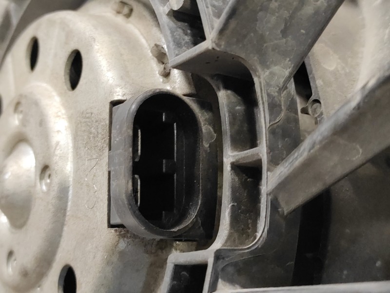 Recambio de electroventilador para renault kangoo 1.5 dci diesel cat referencia OEM IAM 8200427466B  5020505