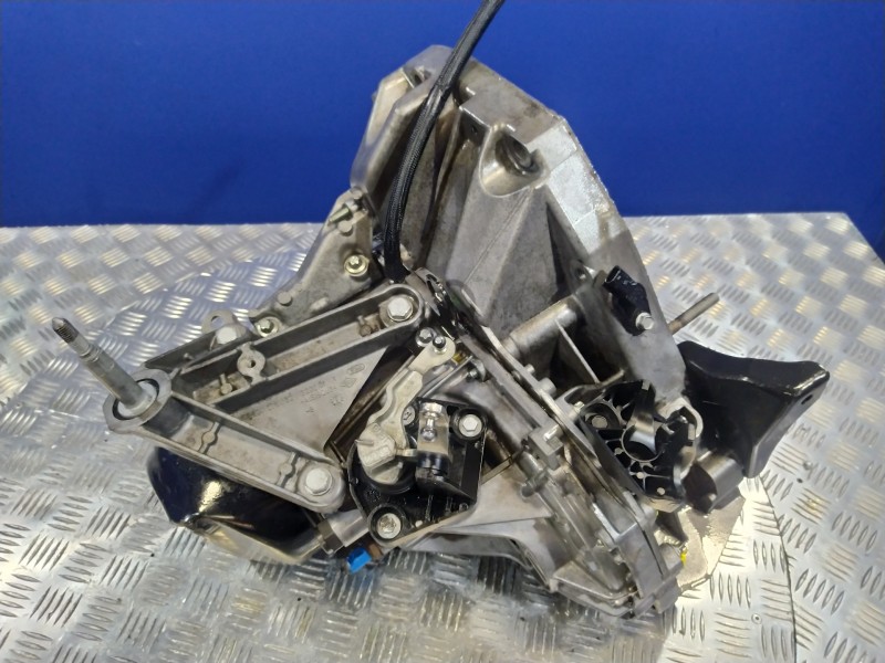 Recambio de caja cambios para dacia logan 1.5 dci diesel cat referencia OEM IAM JR5147  