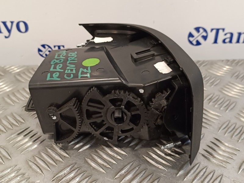 Recambio de rejilla aireadora para peugeot boxer furgón 2.2 hdi fap cat referencia OEM IAM LS385812  