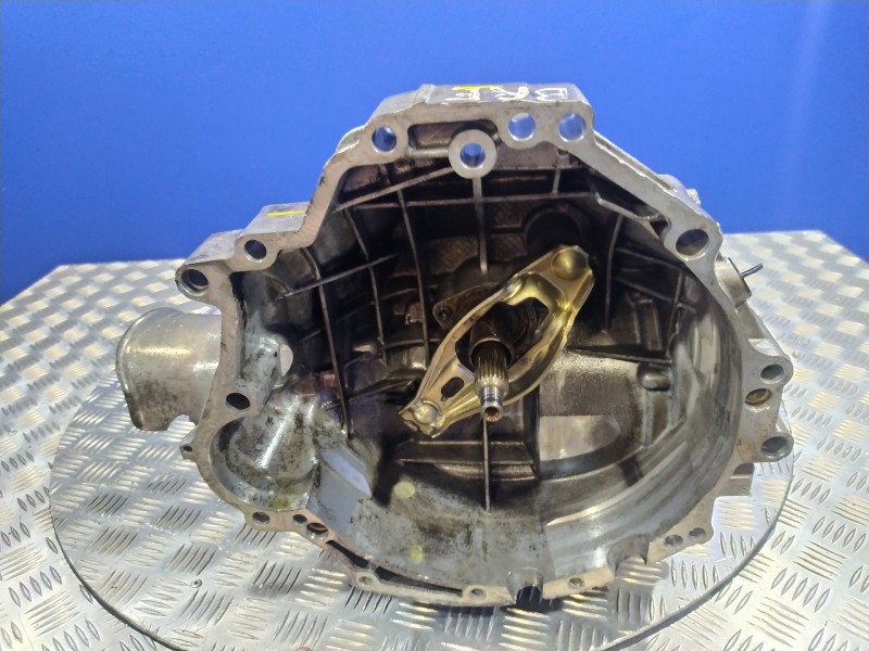 Recambio de caja cambios para audi a4 avant (8e) 2.0 16v tdi referencia OEM IAM HCK  