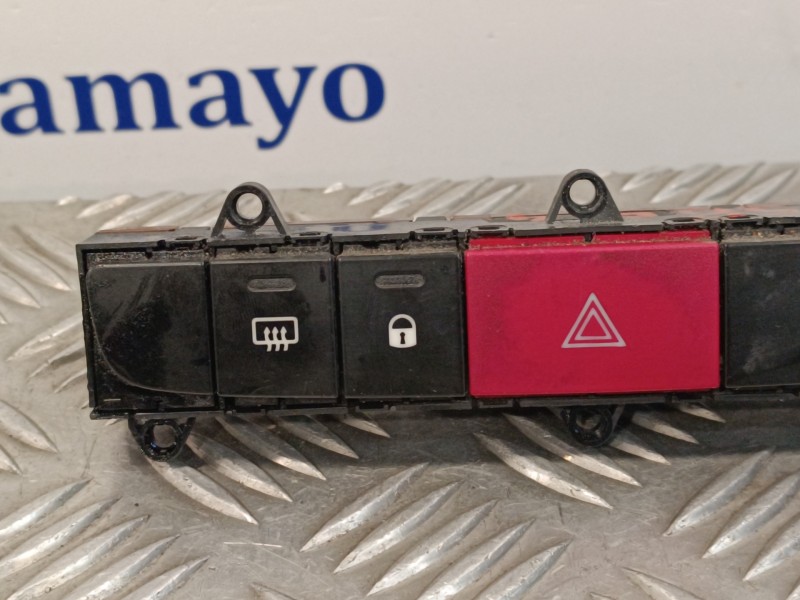 Recambio de warning para peugeot boxer furgón 2.2 hdi fap cat referencia OEM IAM 7355861650  