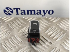 Recambio de mando elevalunas trasero derecho para audi a3 sportback (8va) 2.0 16v tdi referencia OEM IAM 8V0959855A  