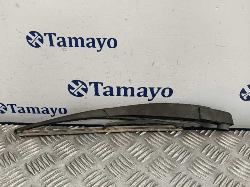 Recambio de brazo limpia trasero para dacia duster referencia OEM IAM   