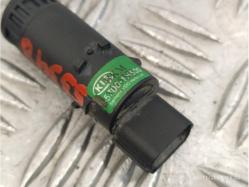 Recambio de sensor aparcamiento trasero para kia cee´d 1.6 crdi cat referencia OEM IAM 957001H500  