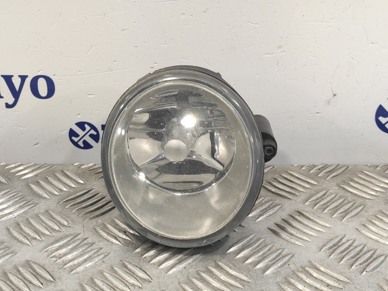 Recambio de faro antiniebla derecho para renault clio iii 1.5 dci diesel referencia OEM IAM 7700420127  67736901