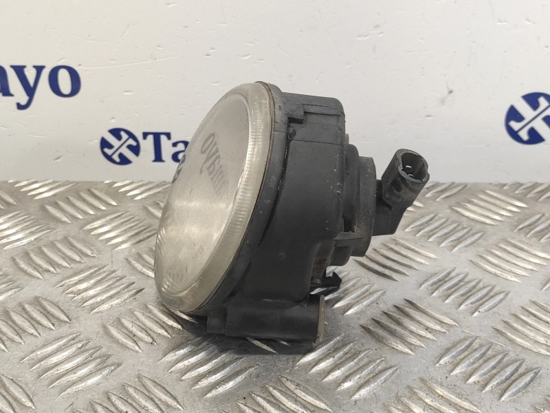 Recambio de faro antiniebla derecho para renault clio iii 1.5 dci diesel referencia OEM IAM 7700420127  67736901