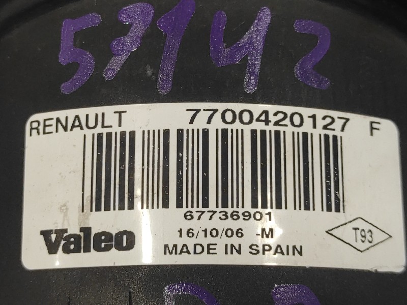 Recambio de faro antiniebla derecho para renault clio iii 1.5 dci diesel referencia OEM IAM 7700420127  67736901