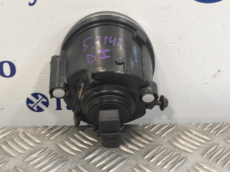Recambio de faro antiniebla izquierdo para renault clio iii 1.5 dci diesel referencia OEM IAM 19A096B  