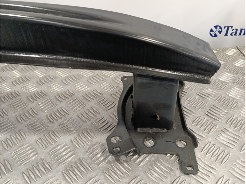 Recambio de refuerzo paragolpes delantero para mercedes-benz clase b (w245) 2.0 cdi cat referencia OEM IAM   