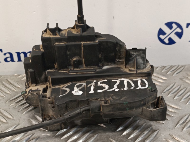 Recambio de cerradura puerta delantera derecha para renault clio iii referencia OEM IAM   