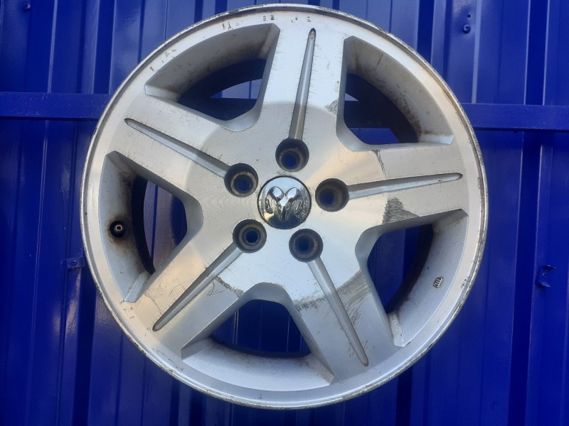 Recambio de llanta para dodge caliber 2.2 crd cat referencia OEM IAM 05191765AB  5191765AB
