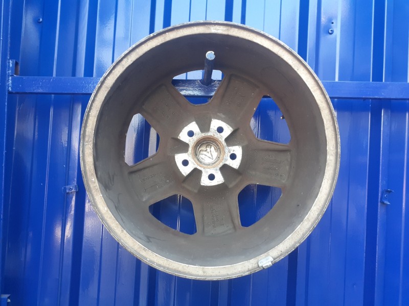 Recambio de llanta para dodge caliber 2.2 crd cat referencia OEM IAM 05191765AB  5191765AB