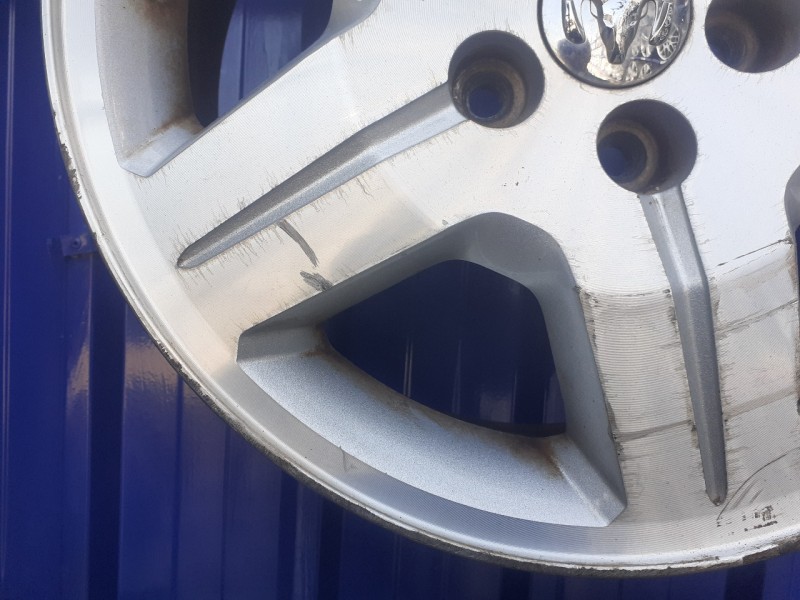 Recambio de llanta para dodge caliber 2.2 crd cat referencia OEM IAM 05191765AB  5191765AB