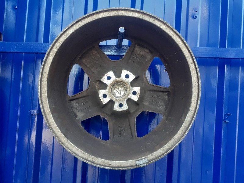 Recambio de llanta para dodge caliber 2.2 crd cat referencia OEM IAM 05191765AB  5191765AB