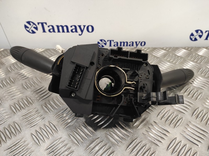Recambio de mando multifuncion para fiat punto berlina (188) 1.2 cat referencia OEM IAM 735381039  
