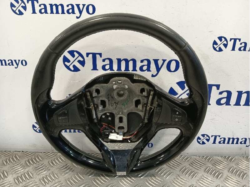 Recambio de volante para renault captur referencia OEM IAM 985105453R  