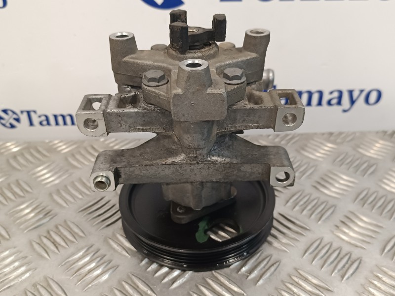 Recambio de bomba servodireccion para peugeot boxer furgón 2.2 hdi fap cat referencia OEM IAM 6C1Q3A733AA  