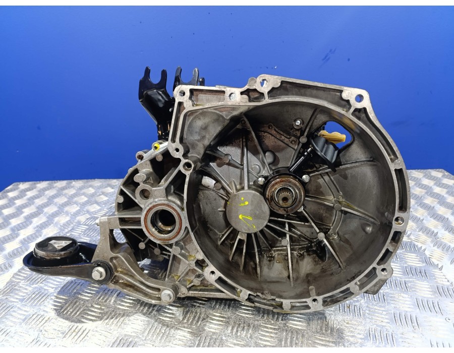 Recambio de caja cambios para ford focus c-max (cap) 1.6 tdci cat referencia OEM IAM 3M5R7002YF  