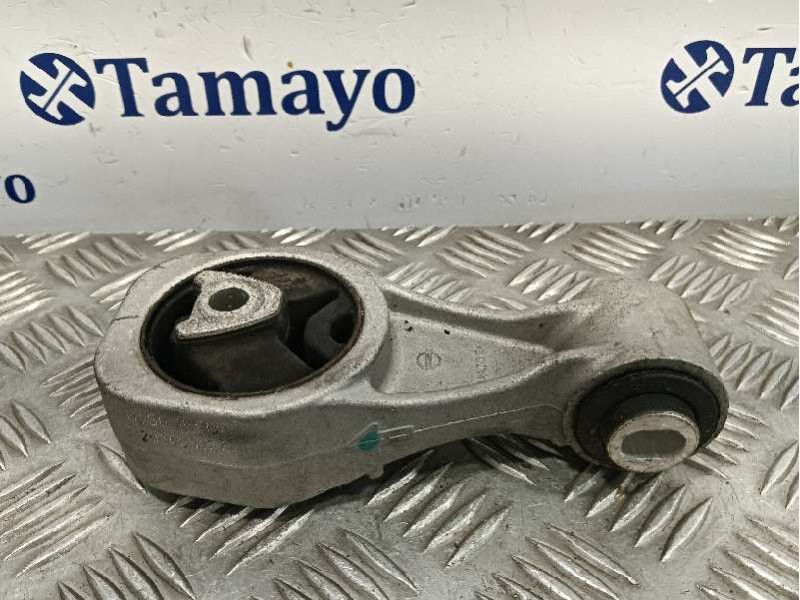 Recambio de soporte motor para nissan juke (f15) referencia OEM IAM 113501KC0A  