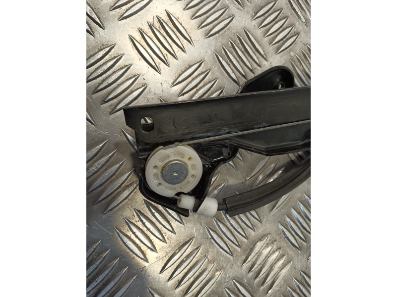 Recambio de elevalunas delantero derecho para chrysler grand voyager 3.3 referencia OEM IAM AY262100  